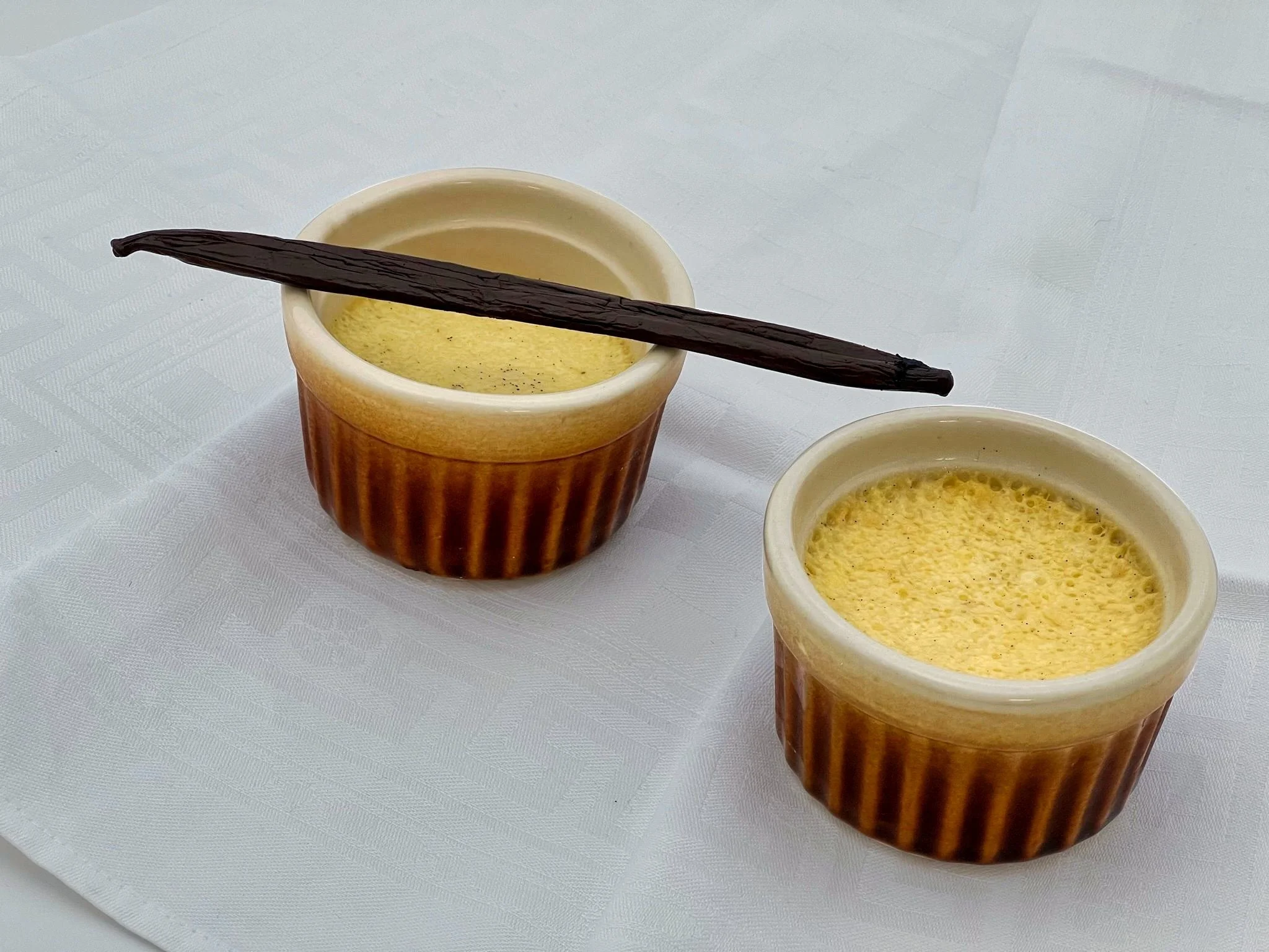 Le monde la Vanille crème aux œufs à la vanille tahiti